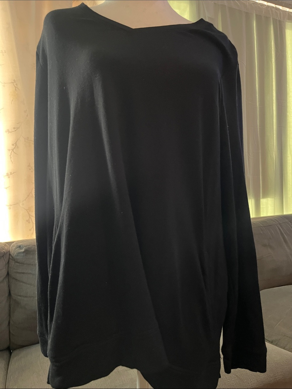 weekends by Chicos Classic Black Long-Sleeve pullover sweatshirt